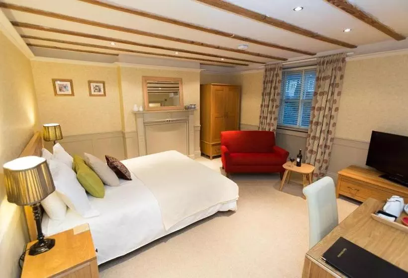 تختخواب و صبحانه The Grange