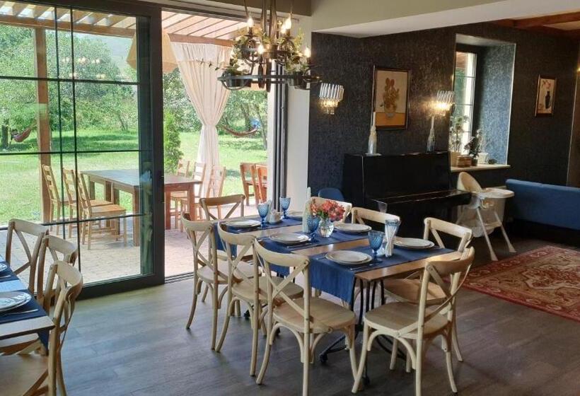 تختخواب و صبحانه Tsaghkunk Chef House