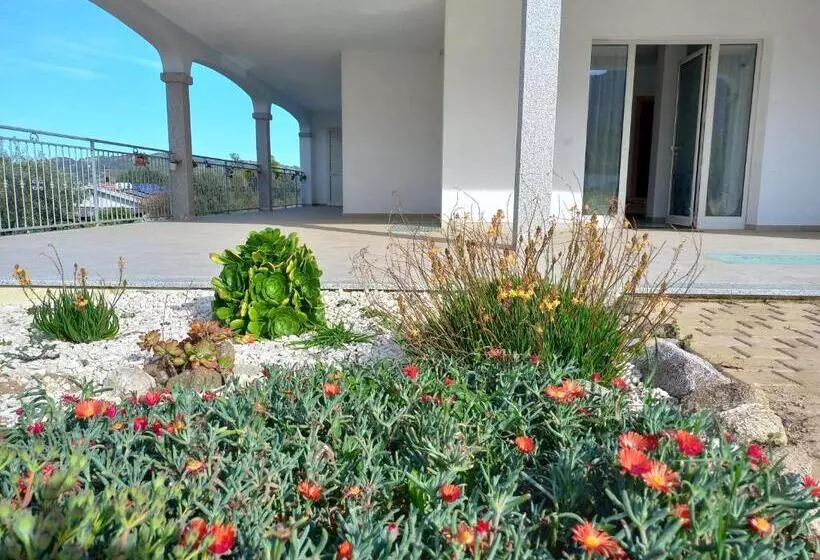 هتل Agriturismo B&b Mares E Montes De Marrante