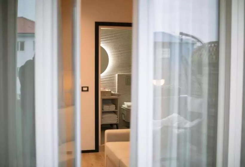 هتل Boulevard Boutique Apart