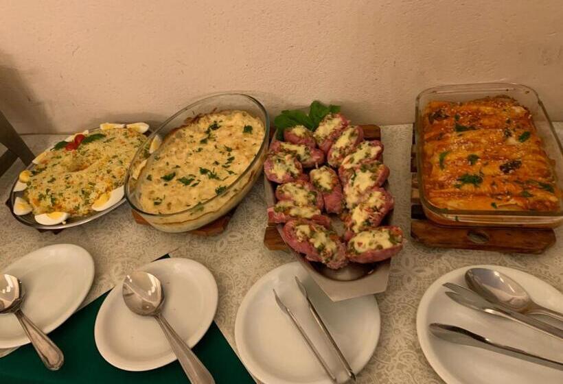 Отель Fazenda Castelo Santa Clara