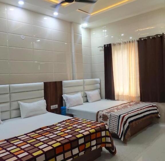 Hotel Jasneet Homestay
