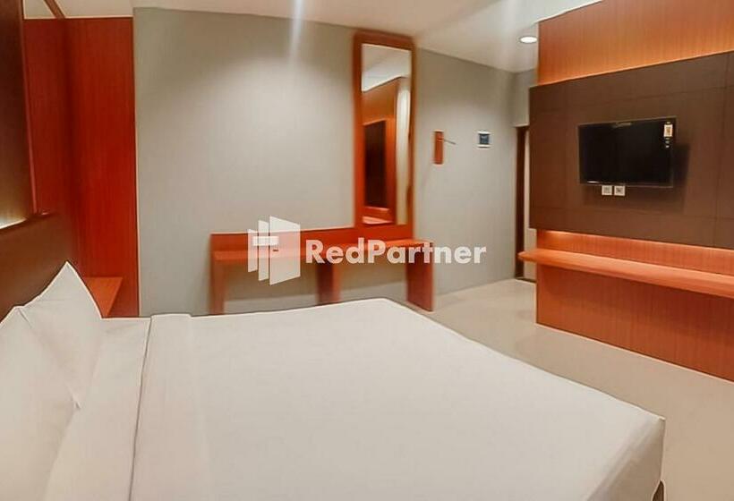 בית מלון כפרי Selaras Prima Guest House Redpartner