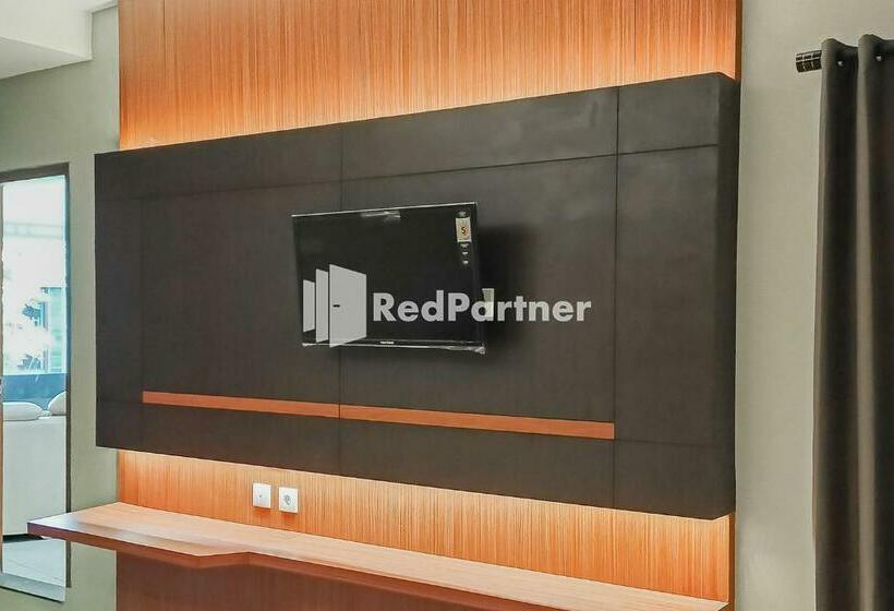 בית מלון כפרי Selaras Prima Guest House Redpartner
