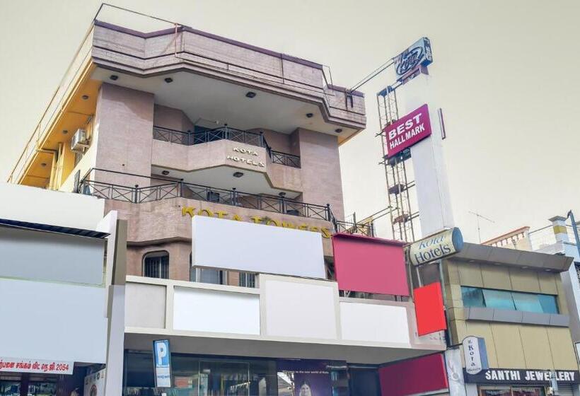 ホテル O Kota Lodge