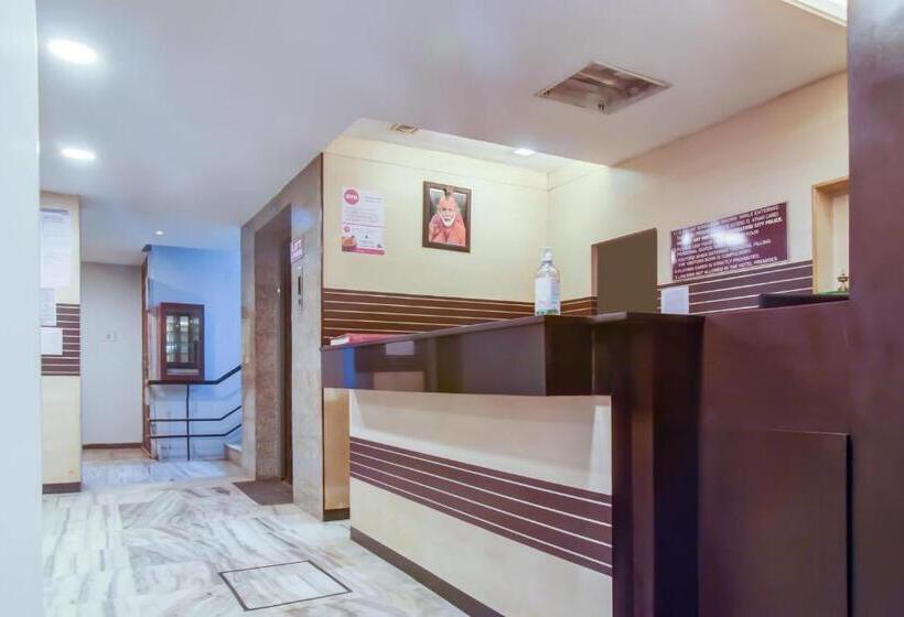 ホテル O Kota Lodge