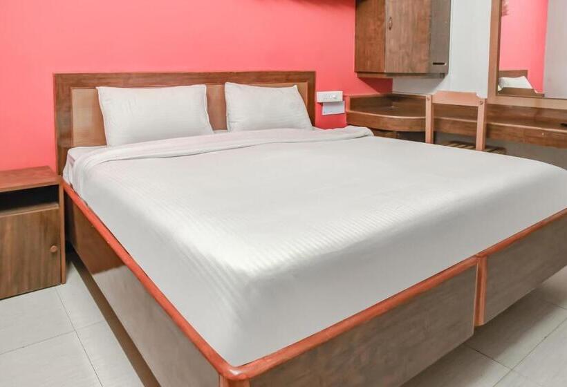 ホテル O Kota Lodge