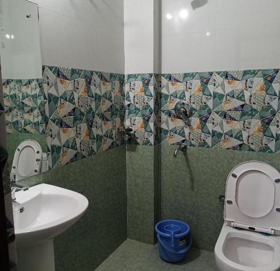 هتل Vrindavan Palace