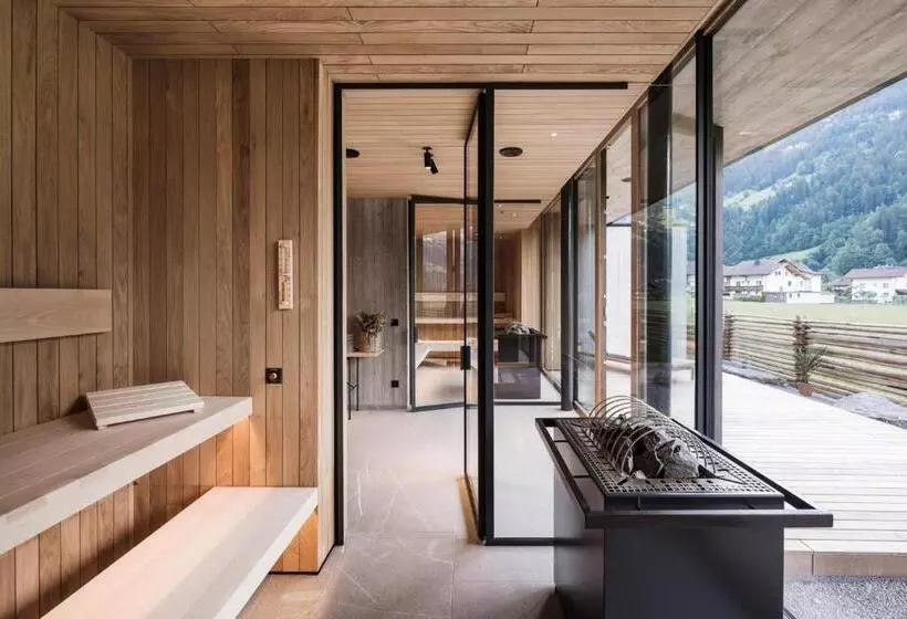 Hotelli Zelloon Boutique