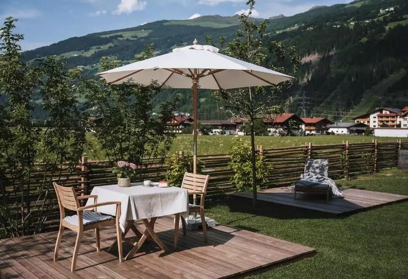 Hotelli Zelloon Boutique