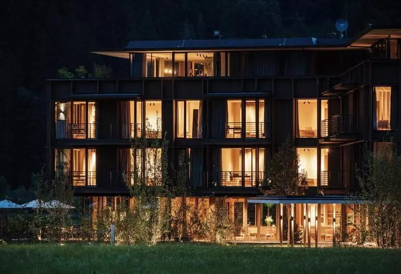 Hotelli Zelloon Boutique