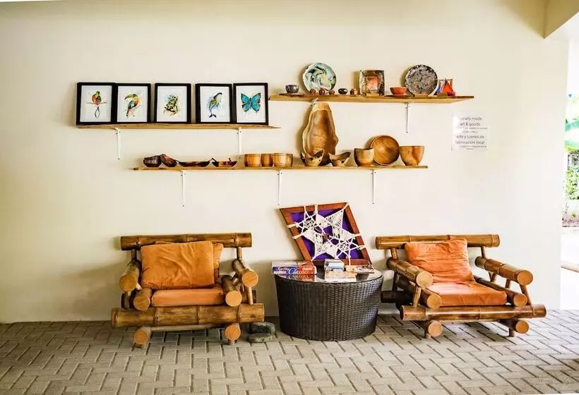 Retkeilymaja Hona Beach