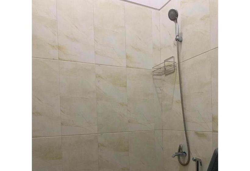 Hotel Koolkost Male Syariah Near Pacific Mall Tegal (minimum Stay 6 Nights)