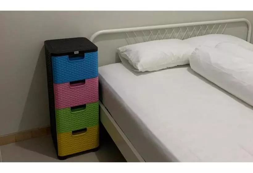 ホテル Koolkost Male Syariah Near Pacific Mall Tegal (minimum Stay 6 Nights)
