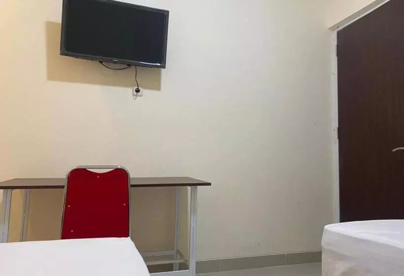 Hotelli Mapala Guest House Makassar Redpartner