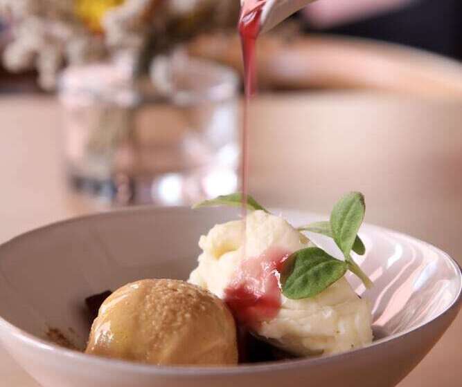 בית מלון כפרי Vincci Alfama 4*