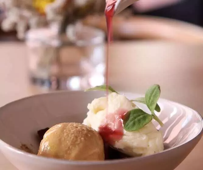 هتل Vincci Alfama