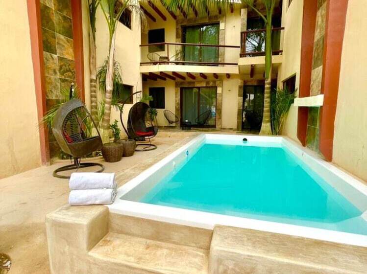 هتل Suites Villas El Jardin