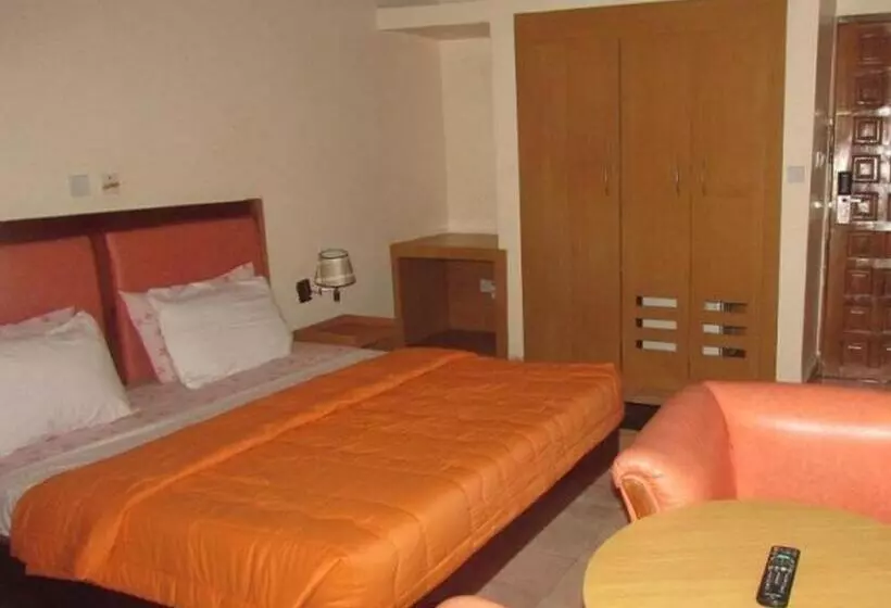 پانسیون Room In Lodge   Harlescourt Hotels And Suites Asaba