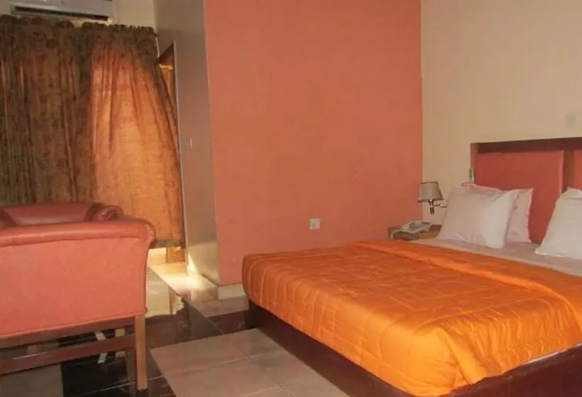 پانسیون Room In Lodge   Harlescourt Hotels And Suites Asaba
