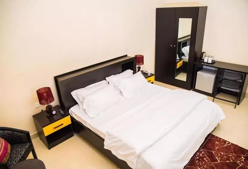 پانسیون Towlab  & Suites