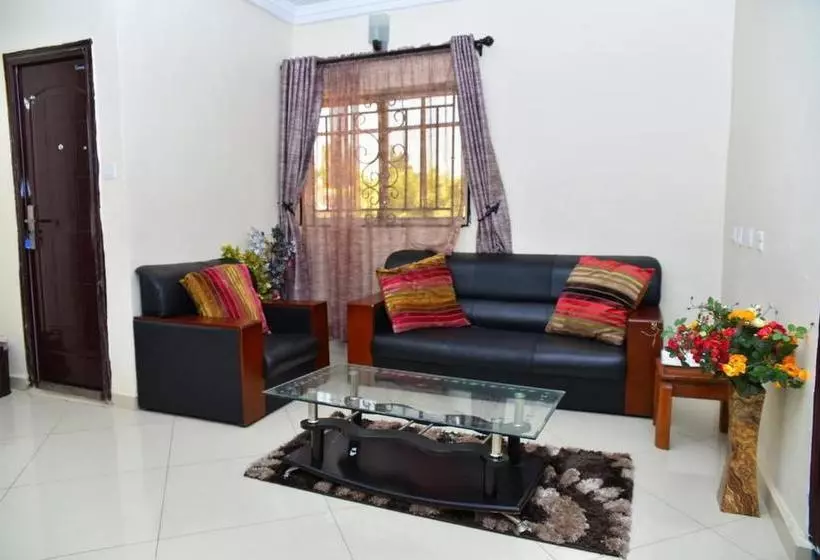 پانسیون Towlab  & Suites