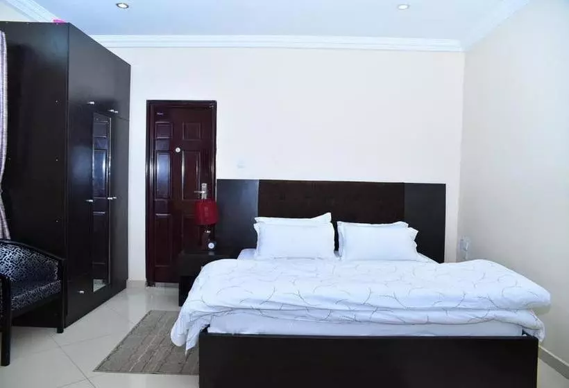 پانسیون Towlab  & Suites