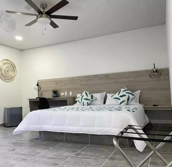 ホテル Natural Hill S By H&r