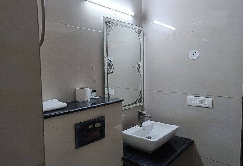 Hotelli The Dwelling Paradise