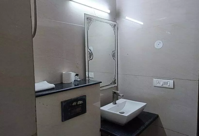 Hotelli The Dwelling Paradise