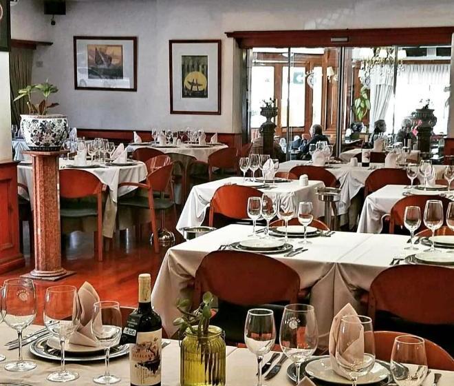 هتل Castelar Cordoba