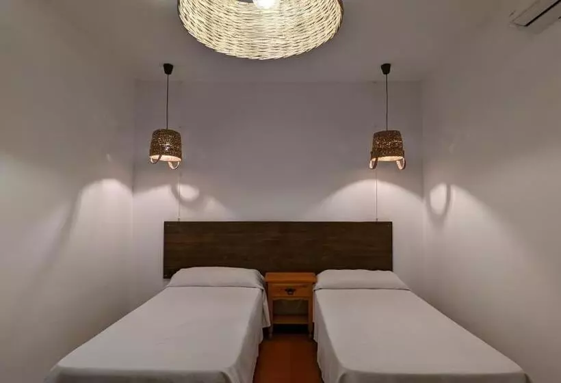 ホテル De Montaña La Hortizuela