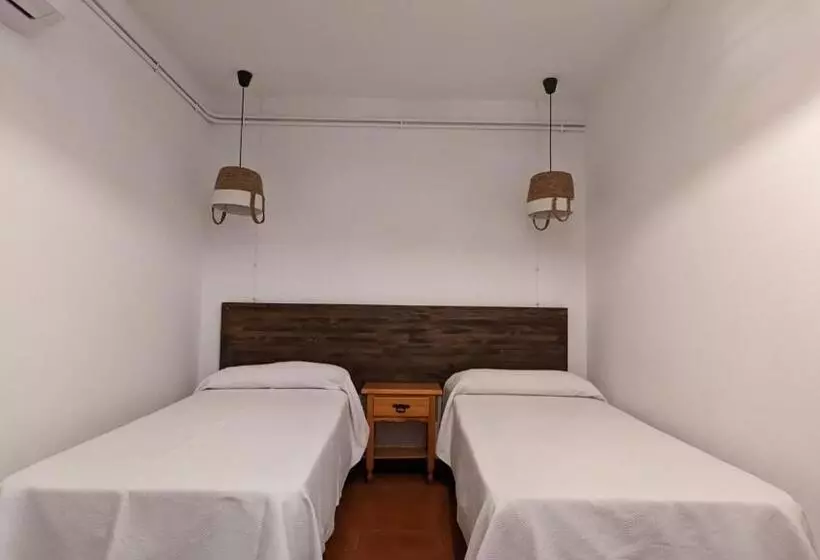 ホテル De Montaña La Hortizuela