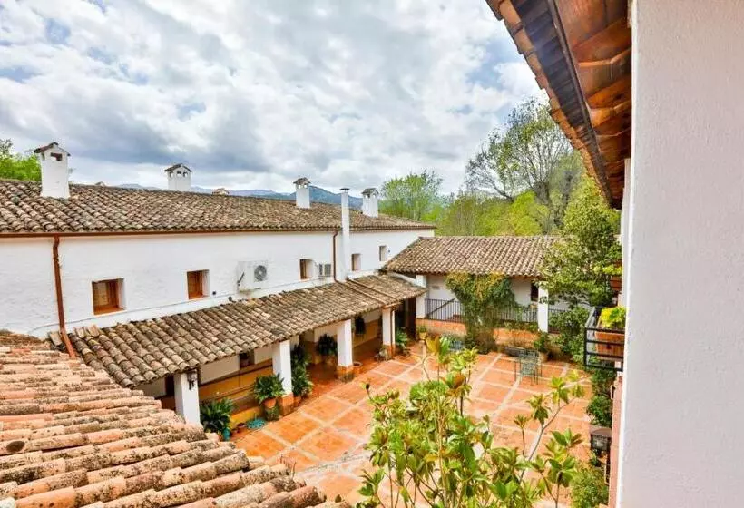 ホテル De Montaña La Hortizuela