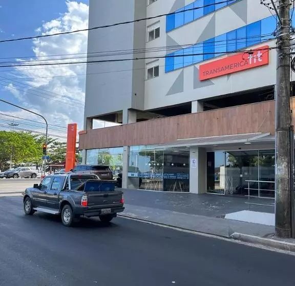 ホテル Transamerica Fit Vitória Praia De Camburi