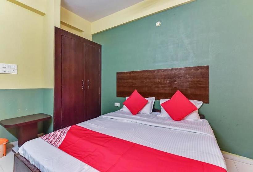 호텔 Oyo 79830 Pdm