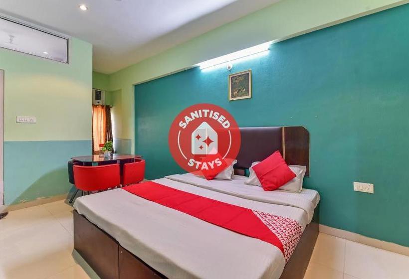 호텔 Oyo 79830 Pdm