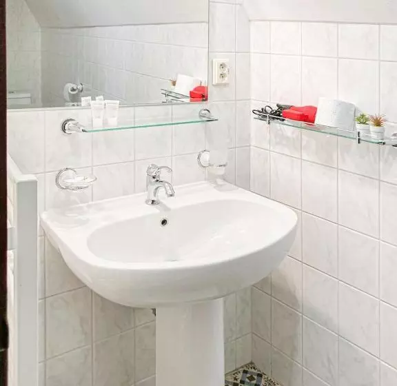 Hotelli Salamander   Garni