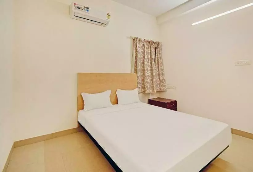 پانسیون Oyo 80050 Dakshin Homes