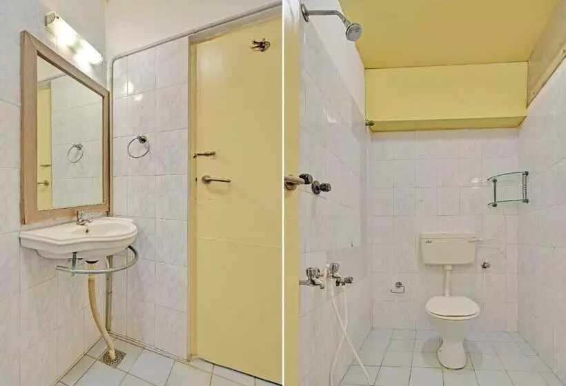 پانسیون Oyo 80050 Dakshin Homes
