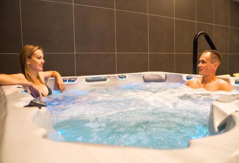 Rákóczi Hotel, Tábor és Rendezvényközpont