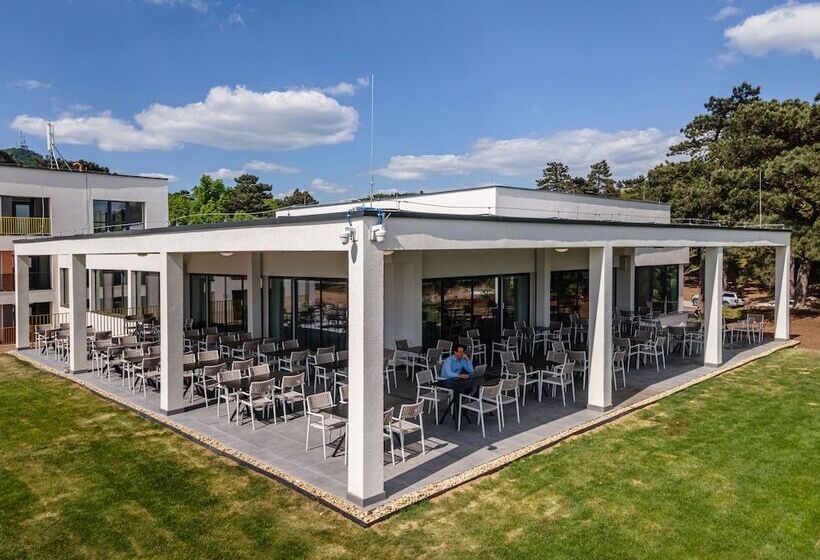 Rákóczi Hotel, Tábor és Rendezvényközpont