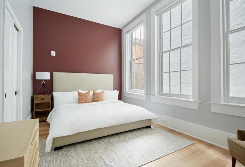 Sonder At The Vitascope