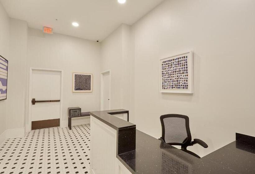 Sonder At The Vitascope