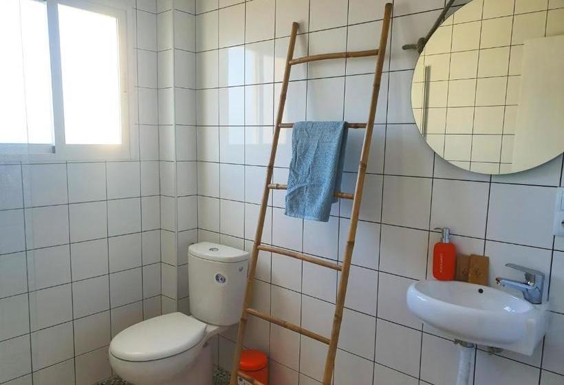 مبيت وإفطار Oh!beach Guest House