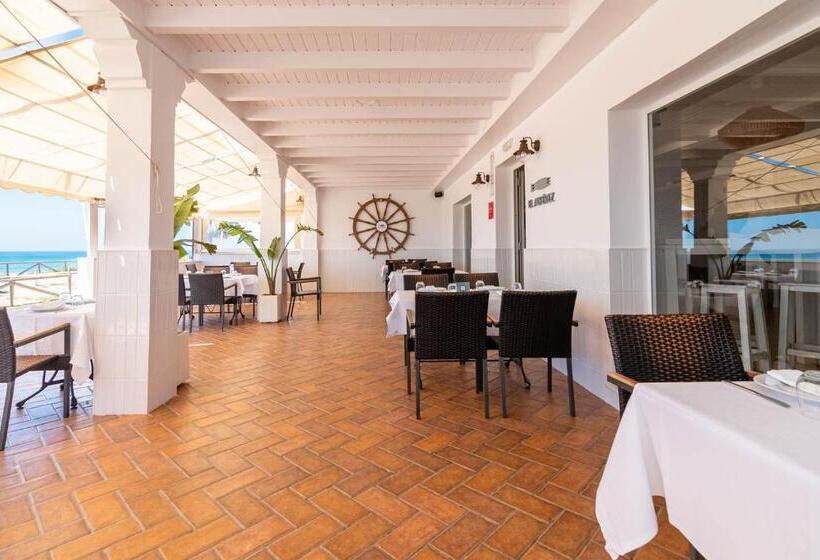 پانسیون Hostal El Alférez