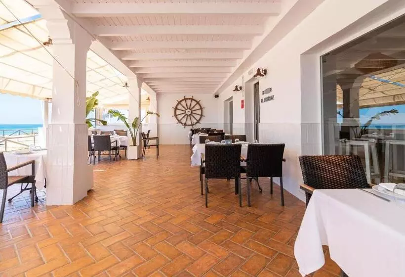 پانسیون Hostal El Alférez