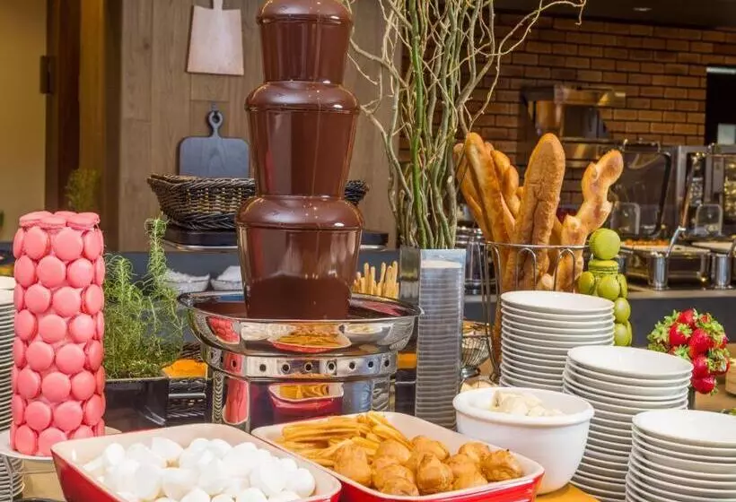 Art Hotel Hirosaki City