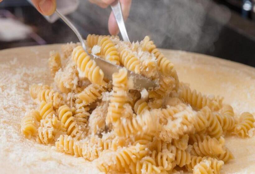 Art Hotel Hirosaki City