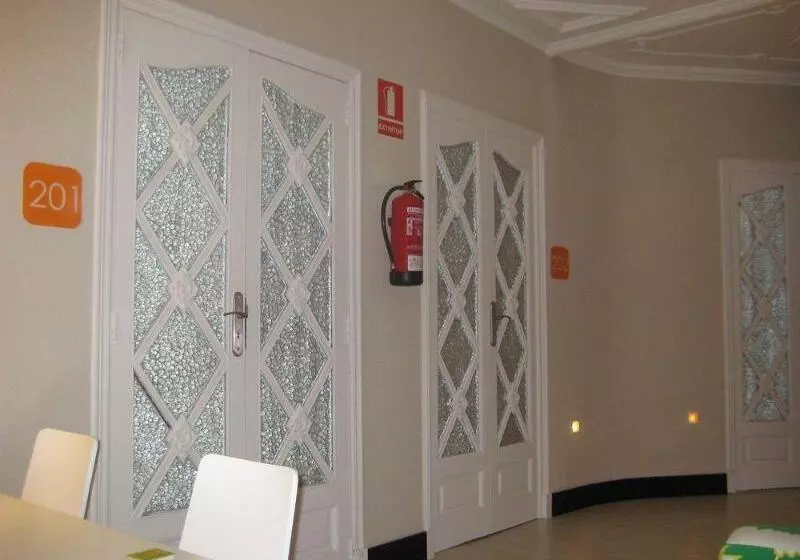 مبيت وإفطار Hi Valencia Canovas